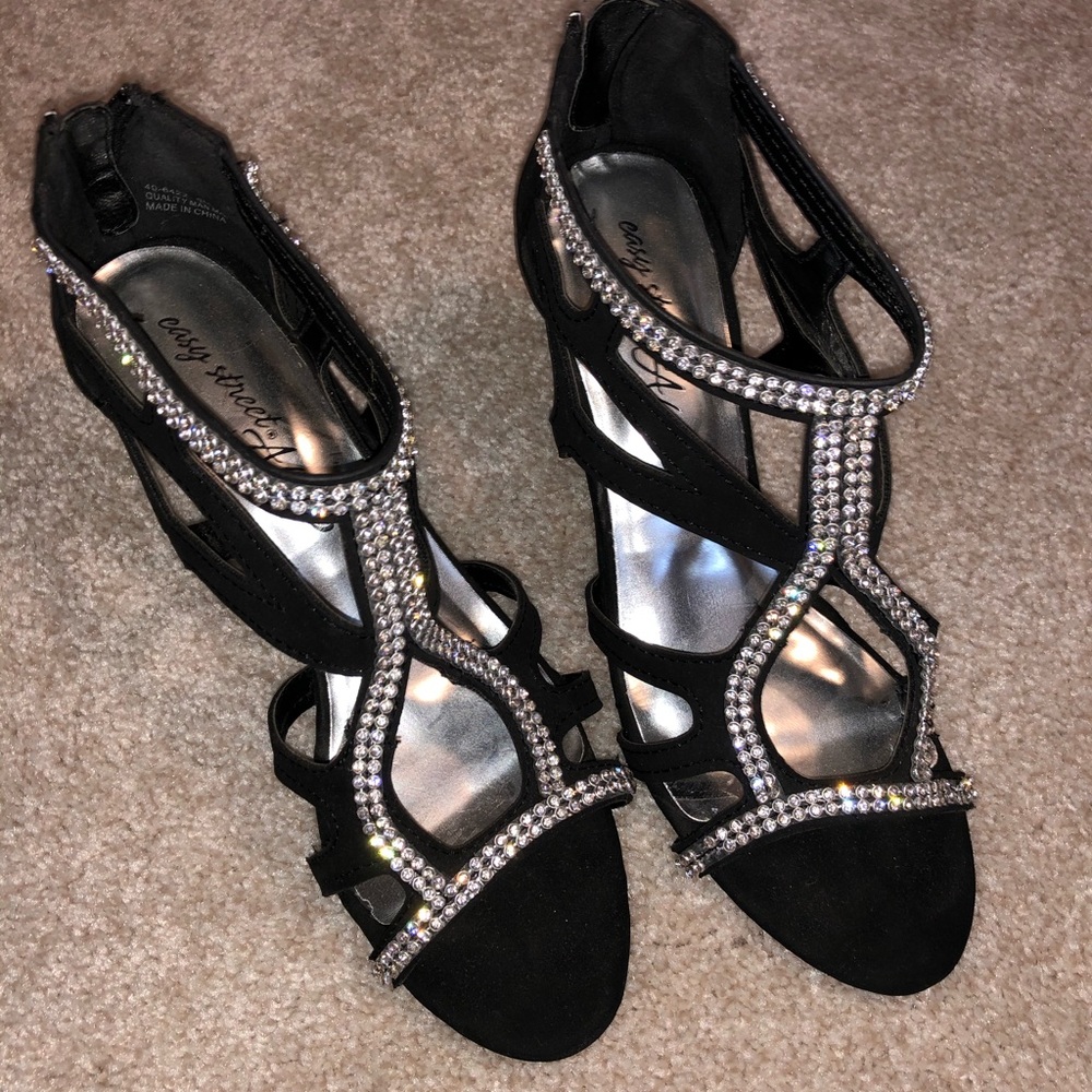 Black sparkly heels